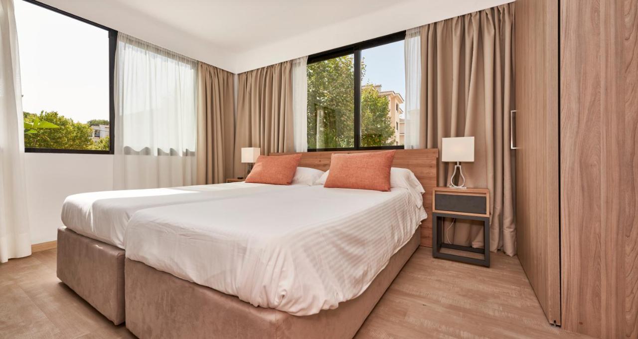Apartamentos S'Olivera Canyamel  Exteriör bild