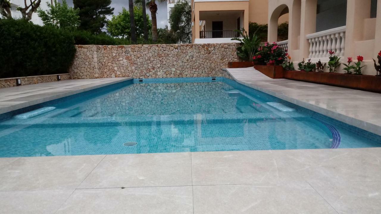 Apartamentos S'Olivera Canyamel  Exteriör bild
