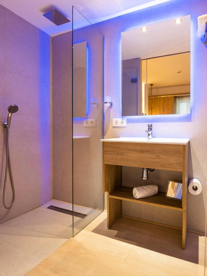 Apartamentos S'Olivera Canyamel  Exteriör bild